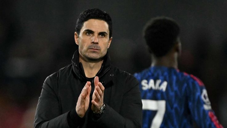 Arteta đã lên tiếng về việc từ chối ký tên tặng cho người hâm mộ